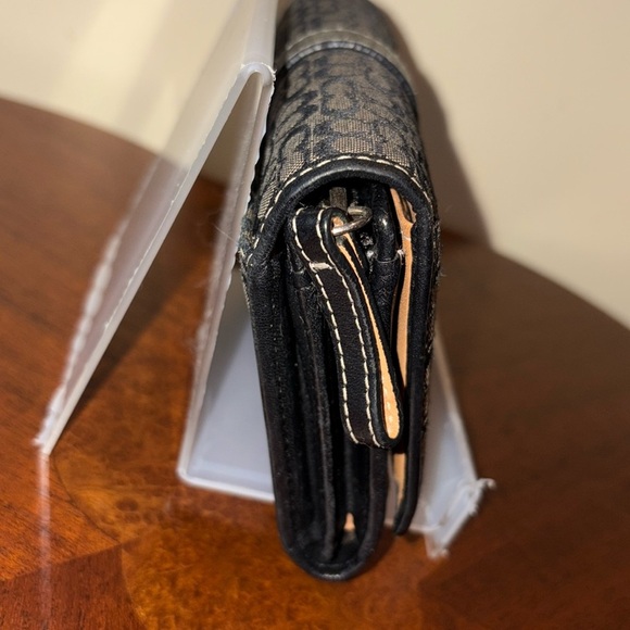 Coach   Small wallet  miniC’s canvas, wallet  bifold  gray/black  leather trim - Picture 4 of 12